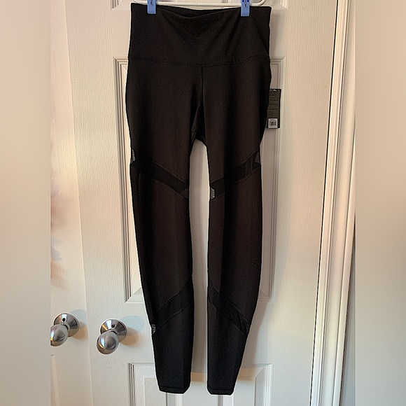 Old Navy Active Ankle Length Leggings Women’s Size S/P - Picture 1 of 6